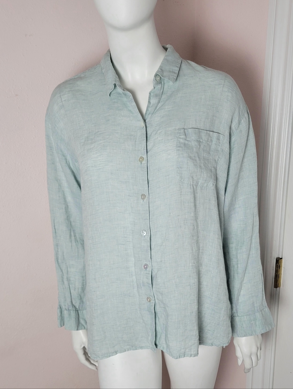 J. Jill Love Linen Light Blue Button Down Shirt Size M 100% Linen - Picture 4 of 11